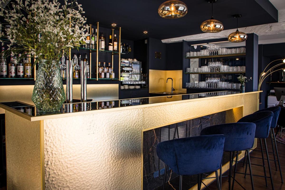 Hotel - Restaurant Le Globe Мерсо Екстериор снимка
