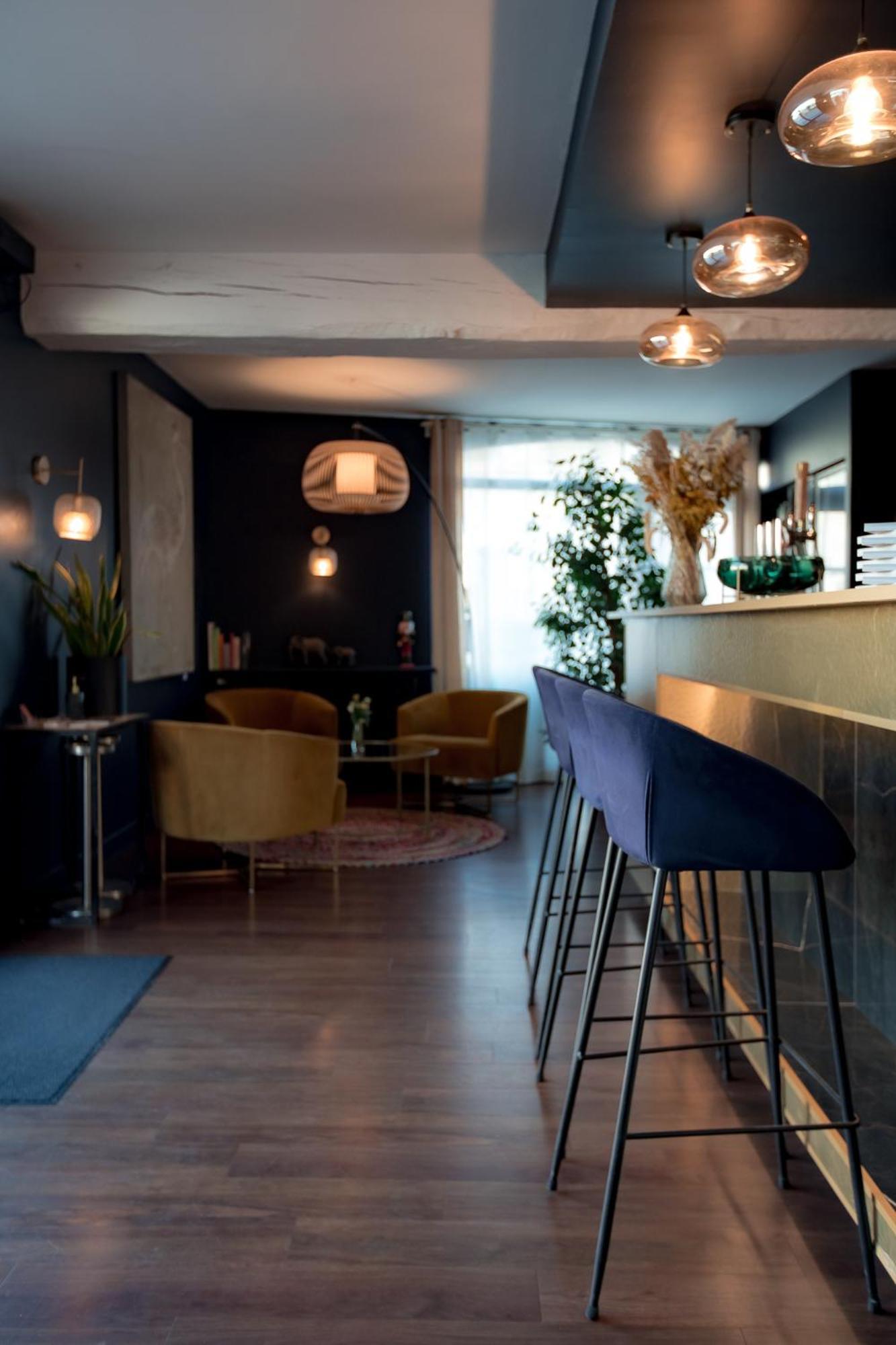 Hotel - Restaurant Le Globe Мерсо Екстериор снимка